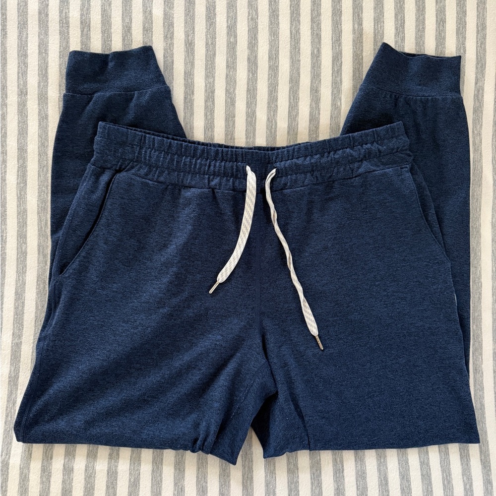 AS IS Vuori Joggers Sz. M